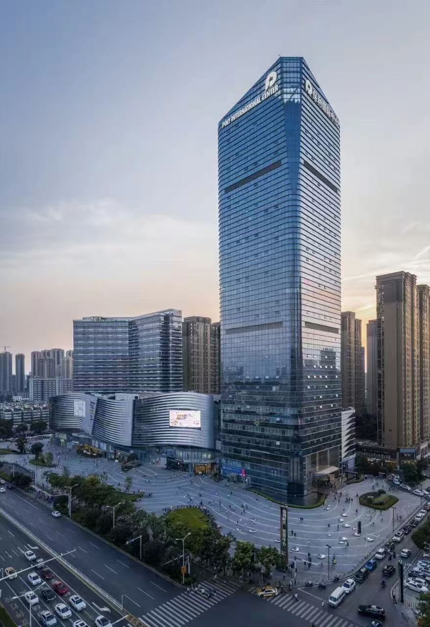 武汉保利国际中心日景